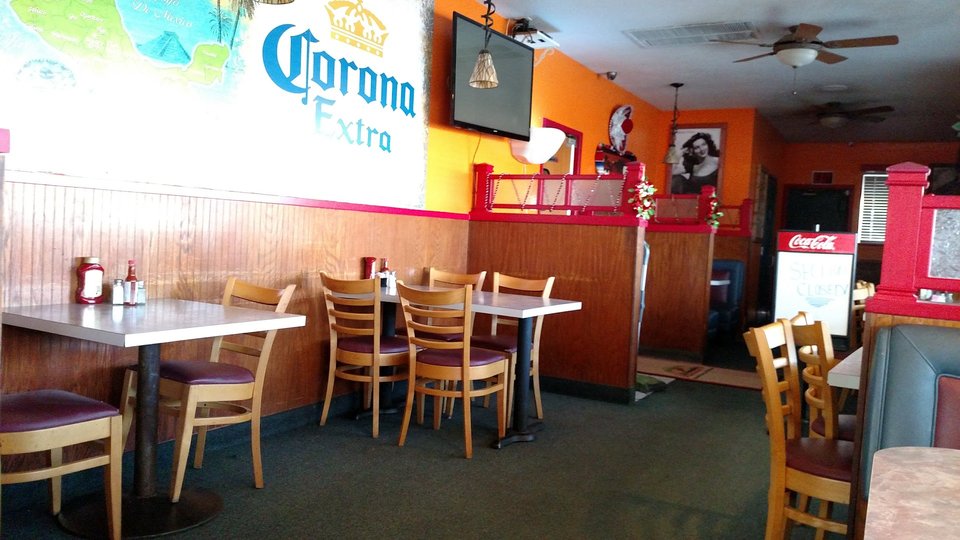 Family-friendly restaurant space with table service.